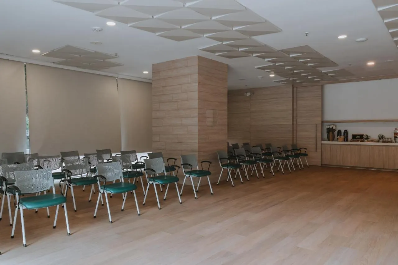 Travelers Urban Studios Medellín 5*,  Colombie