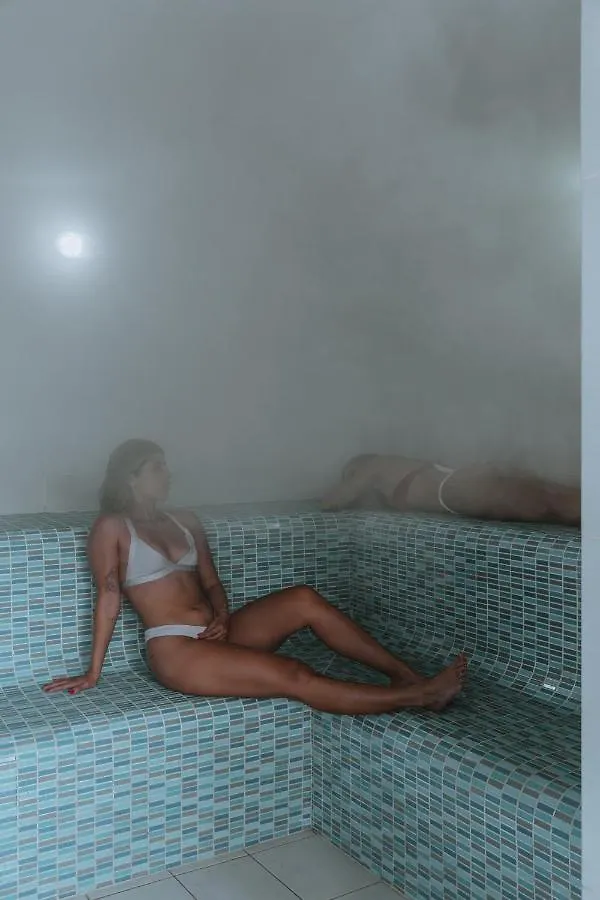 Travelers Urban Studios Medellin 5*,  Colombia