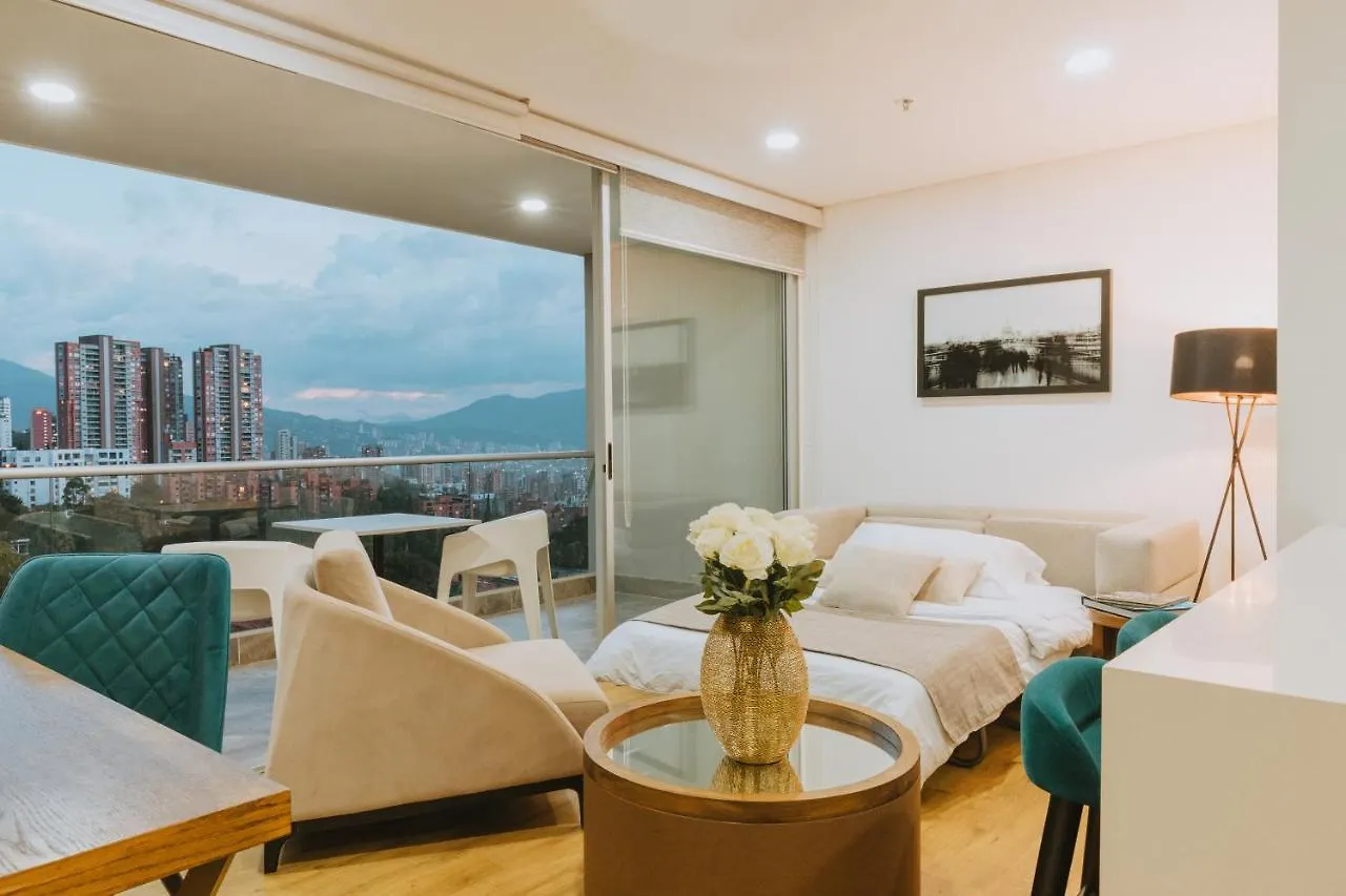 ***** Hotel Travelers Urban Studios Medellin Colombia