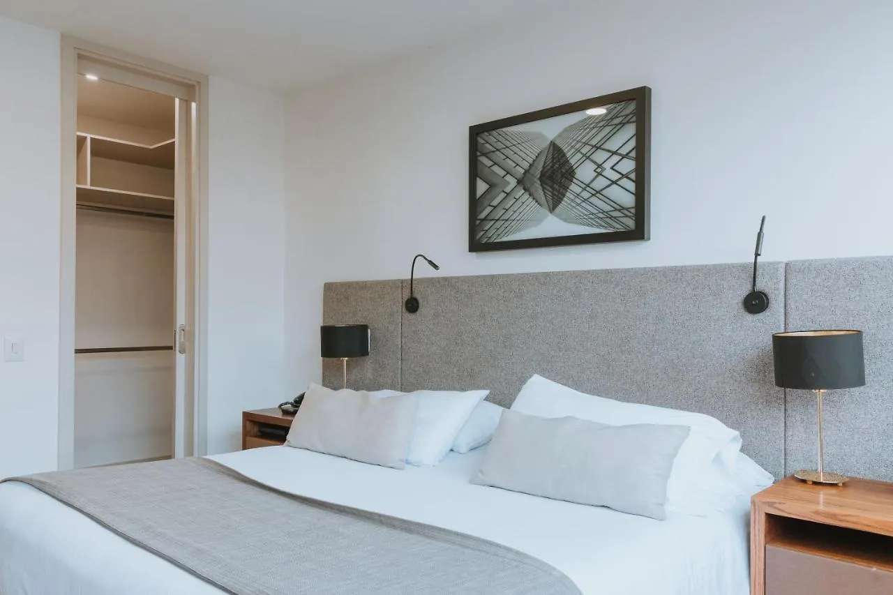 Travelers Urban Studios Medellin 5*,